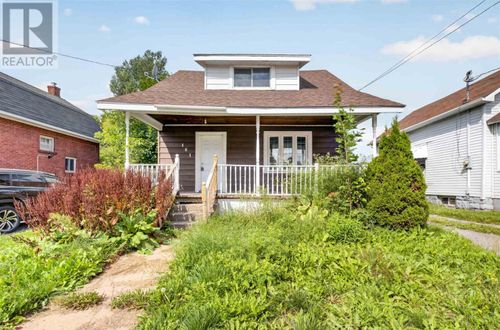 461 John St, Sault Ste. Marie, ON, P6C3J8 | Card Image