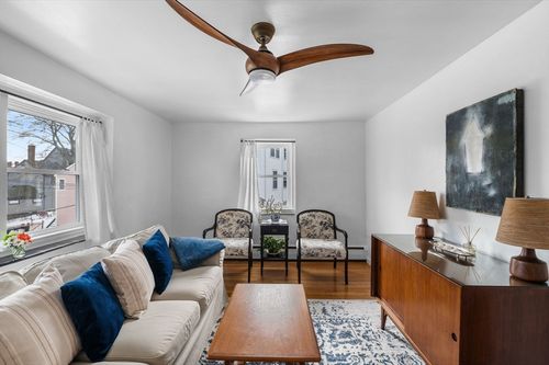 apt-6-1 Boardman St, Salem, MA, 01970-4071 | Card Image