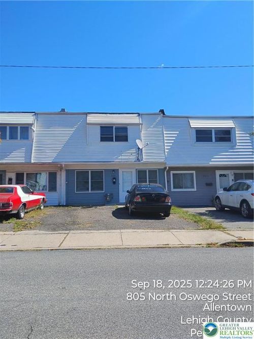 805 N Oswego St, Allentown, PA, 18109-2317 | Card Image