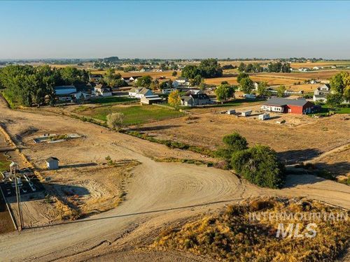 12725 Fred Ln, Middleton, ID, 83644-4501 | Card Image