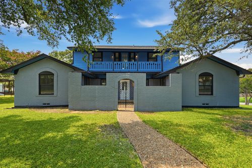 1613 Iroquois Dr, Garland, TX, 75043-1638 | Card Image