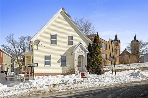 52 Harrison St, Worcester, MA, 01604 | Card Image