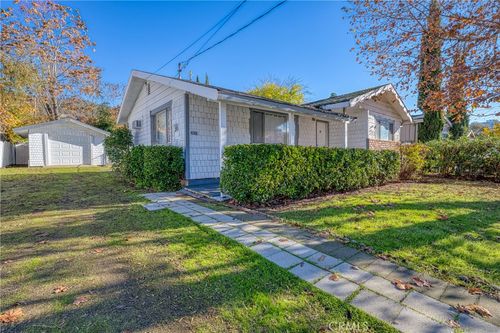 4088 Country Club Dr, Lucerne, CA, 95458-8620 | Card Image