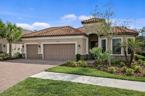 8717 Sorano Villa Dr, TAMPA, FL, 33647-1905 | Card Image