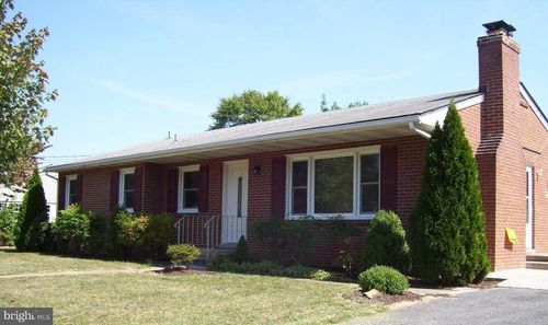 39 Hampton Pl, Walkersville, MD, 21793-8222 | Card Image