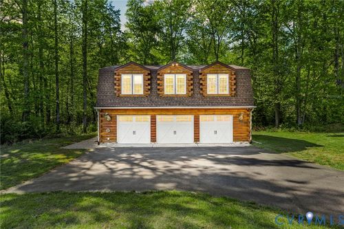 3235 Three Chopt Rd, Gum Spring, VA, 23065-2158 | Card Image