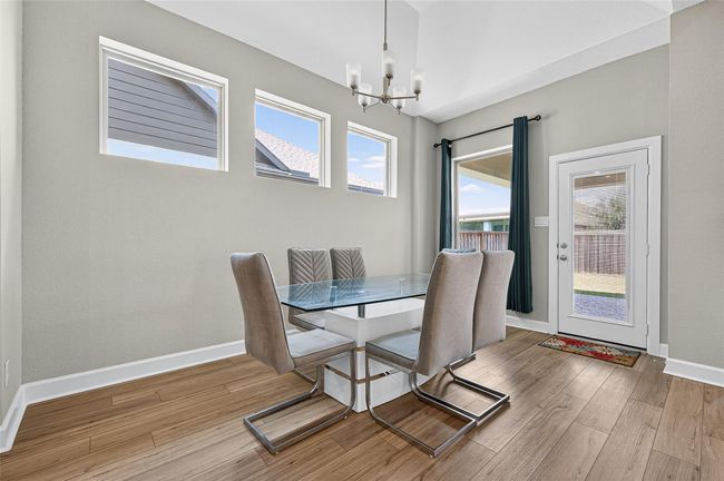 Dining Area | Image 18