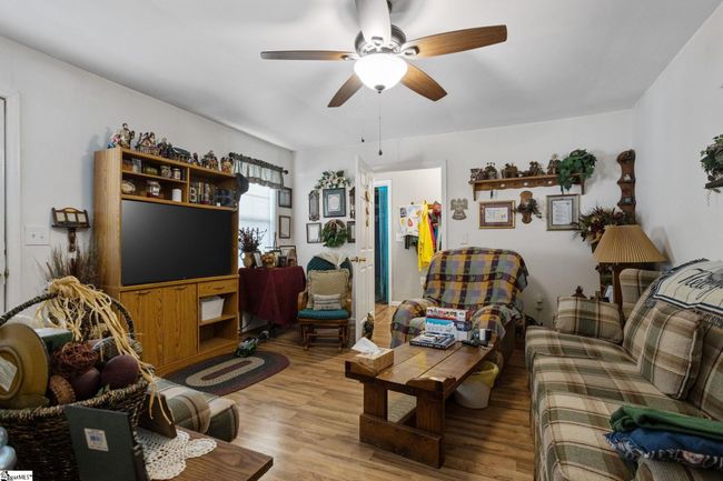498 Pearson Rd, House other with 6 bedrooms, 4 bathrooms and 2 parking in Greer SC | Image 23