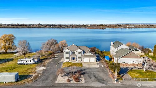 4114 Shorecrest Dr Ne, Moses Lake, WA, 98837-9214 | Card Image