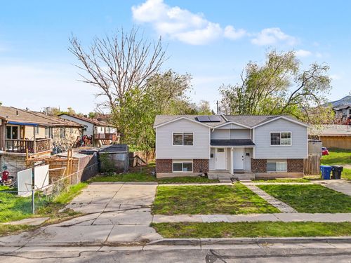 8373 Western Dr, Magna, UT, 84044-1364 | Card Image