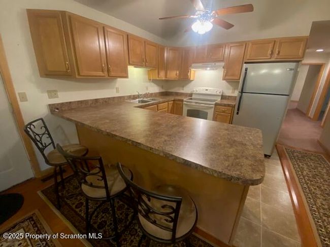 Kitchen | Image 7