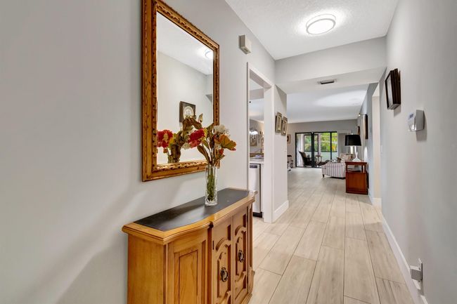 APT-101C - 300 N Highway A1a, Condo with 2 bedrooms, 2 bathrooms and null parking in Jupiter FL | Image 4