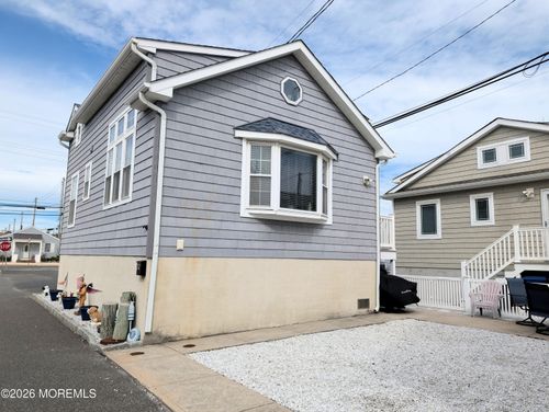 30 E Sea Way, Lavallette, NJ, 08735-1827 | Card Image