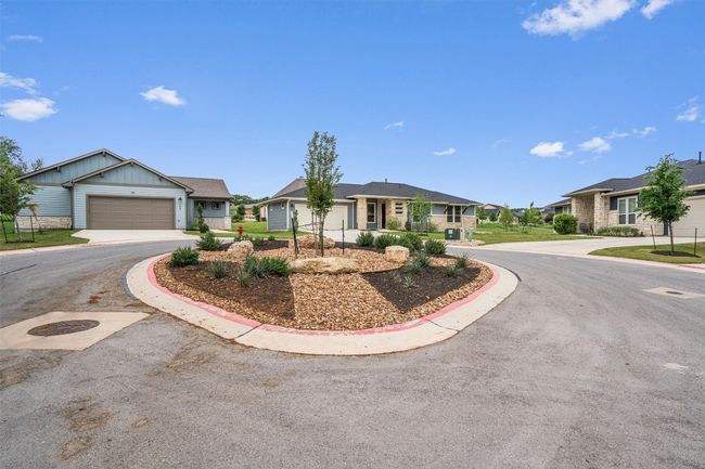 This home sits on the cul-de-sac and is quiet street with no through traffic. | Image 30