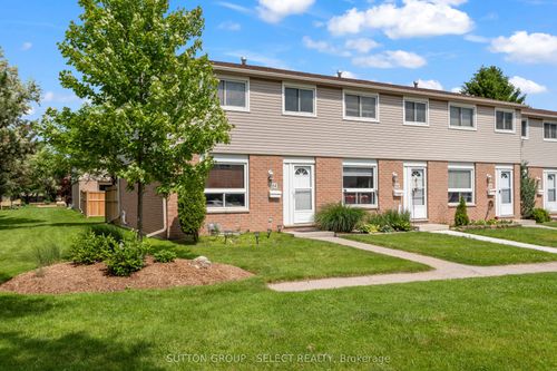 64-40 Tiffany Dr, London, ON, N5V3N3 | Card Image