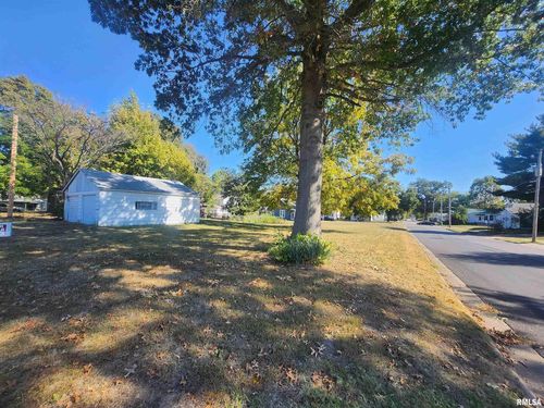 501 N Market St, Sparta, IL, 62286-2026 | Card Image