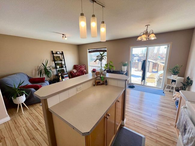 60 Adamson Ave, Home with 2 bedrooms, 3 bathrooms and 2 parking in Red Deer AB | Image 5
