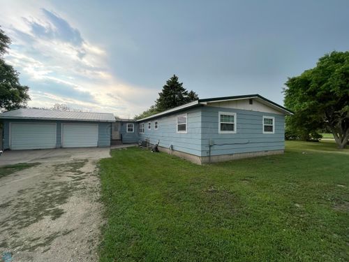 10774 81st St Se, Oakes, ND, 58474-9727 | Card Image