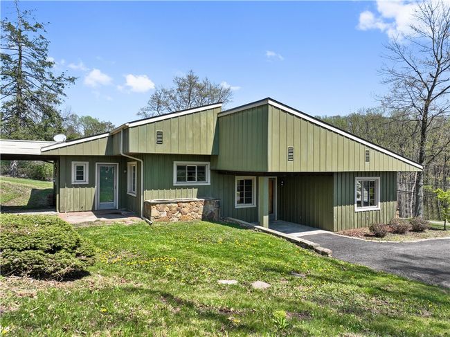 104 Mountain View Hts, House other with 2 bedrooms, 2 bathrooms and 1 parking in Greensburg PA | Image 4