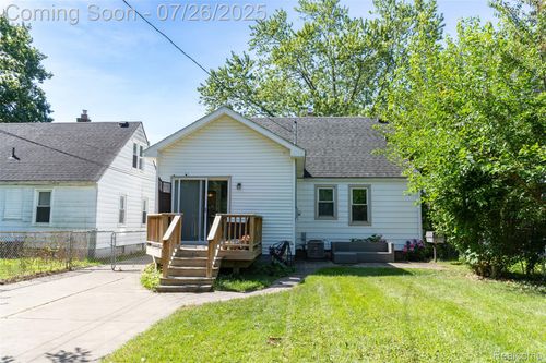 24934 Boston St, Dearborn, MI, 48124-4412 | Card Image