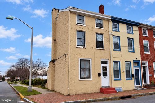 46 E Union St, BURLINGTON, NJ, 08016-1509 | Card Image