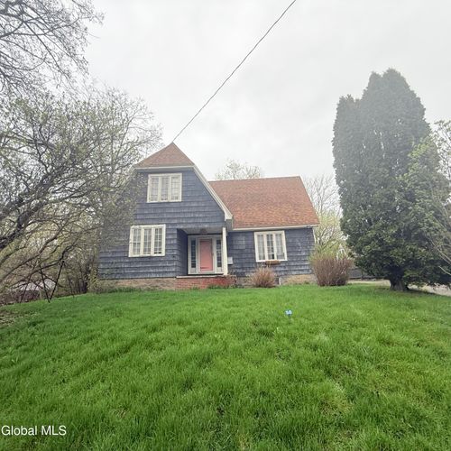 375 W Main St, Amsterdam, NY, 12010-2226 | Card Image