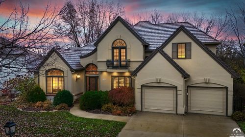 1604 Bob White Dr, Lawrence, KS, 66047-9304 | Card Image