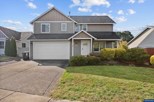 968 Salamander Rd Se, Jefferson, OR, 97352-9335 | Card Image