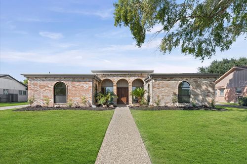 5634 Jason St, Houston, TX, 77096-2111 | Card Image