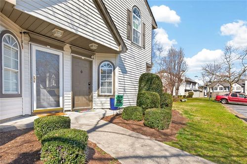 4848 Shallowford Cir, Virginia Beach, VA, 23462-7928 | Card Image