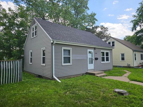 1239 7th Ave S, South Saint Paul, MN, 55075-3302 | Card Image