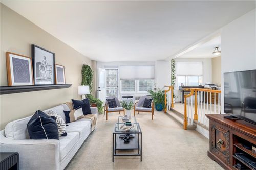 apt-6c-522 Shore Rd, Long Beach, NY, 11561-4553 | Card Image
