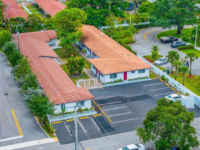 2206 Adams St, Home with 0 bedrooms, 0 bathrooms and 15 parking in Hollywood FL | Image 23