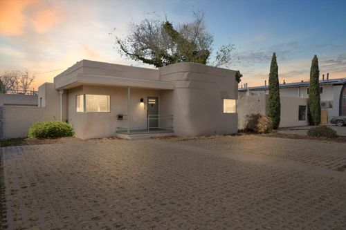 213 Girard Blvd Se, Albuquerque, NM, 87106-2229 | Card Image