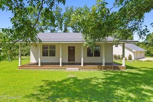 3281 Main St, Lucedale, MS, 39452 | Card Image