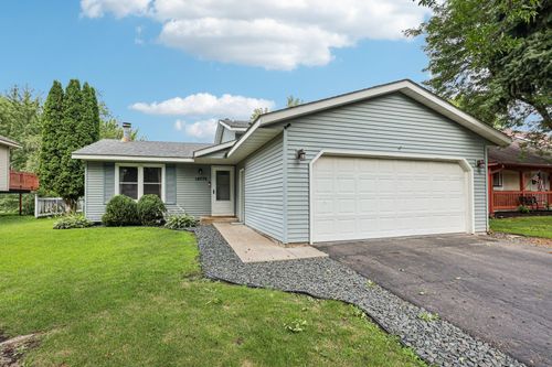 18075 Ely Ave, Farmington, MN, 55024-9133 | Card Image