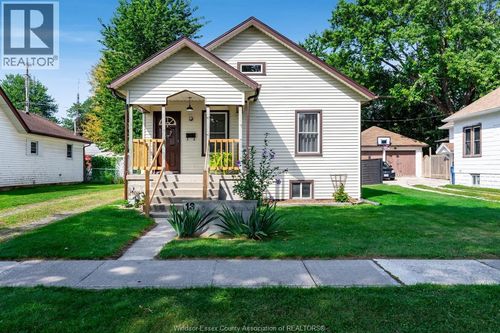 13 Westmoreland Ave, Leamington, ON, N8H3P2 | Card Image