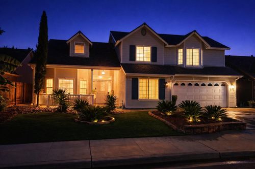 7835 Matus, Fresno, CA, 93720 | Card Image