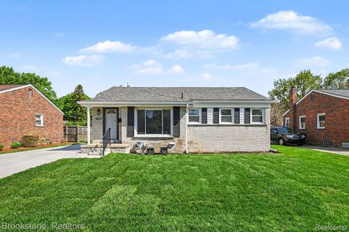 29646 Robert Dr, Livonia, MI, 48150-3048 | Card Image