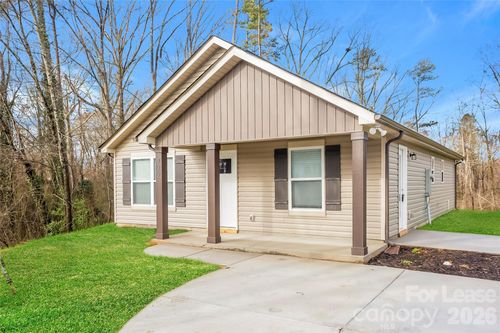 222 Arey Ave, Albemarle, NC, 28001-5110 | Card Image