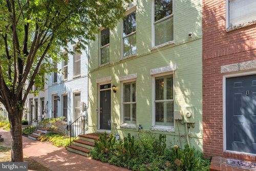 1011 3rd Pl Se, WASHINGTON, DC, 20003-3483 | Card Image