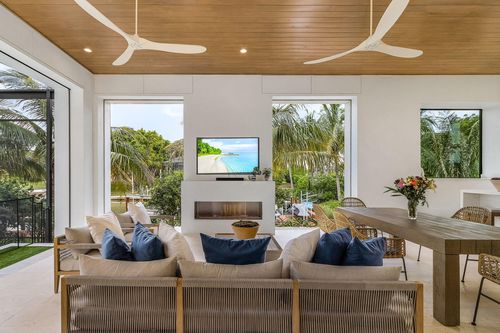 1698 Mcilvaine Ct, MARCO ISLAND, FL, 34145-6626 | Card Image