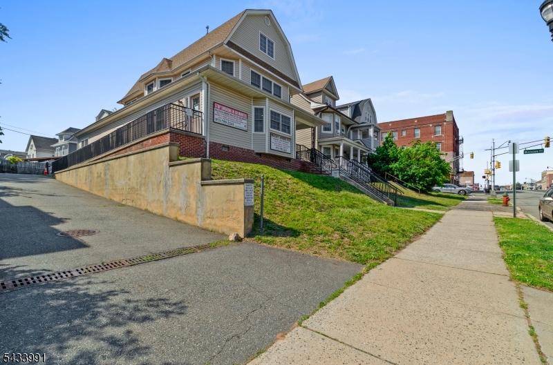 Commercial Sale in Belleville Twp. 3