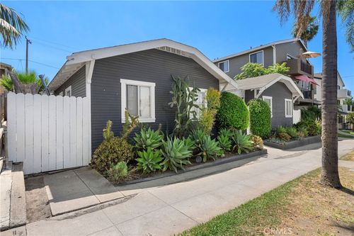 1424 Coronado Ave, Long Beach, CA, 90804-2809 | Card Image