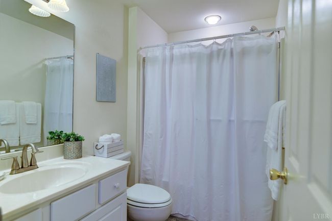 UNIT-5 - 1103 Mariners Way, Condo with 2 bedrooms, 2 bathrooms and null parking in Huddleston VA | Image 25