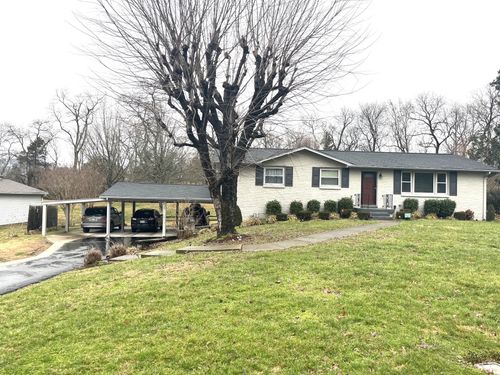 9008 Forest Lawn Dr, Brentwood, TN, 37027-5220 | Card Image