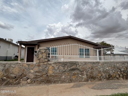2-3603 Pierce Ave, El Paso, TX, 79930-5933 | Card Image