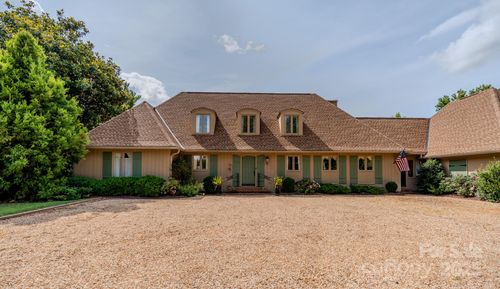 144 Silver Fox Ln, Tryon, NC, 28782-6663 | Card Image