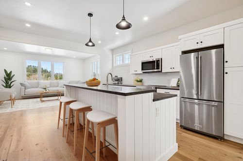 c-26 Mt Peg Rd, Woodstock, VT, 05091-1300 | Card Image