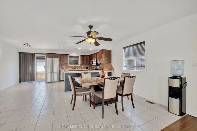 4738 Shadetree Crt, House other with 5 bedrooms, 3 bathrooms and 4 parking in Windsor ON | Image 14